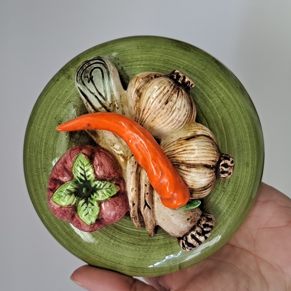 - Vintage ceramic” 5th Ave” handpainted canister set " Garden Harvest" - Picture 16 of 16